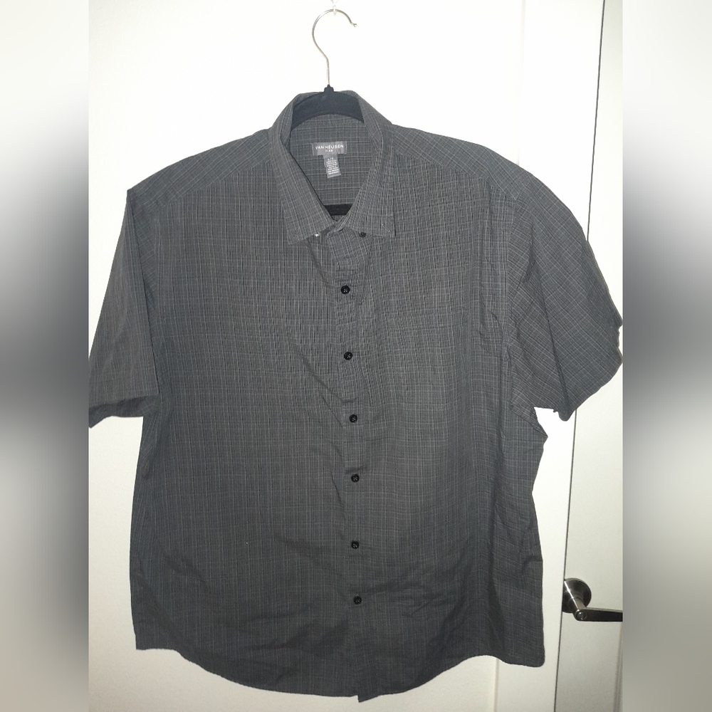 Van Heusen Flex Gray Casual Button Down Shirt Size: Large 16-16.5